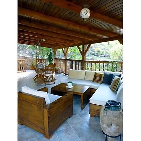 Marmaris Sleeps 8 Pool Air Con Wifi Villa